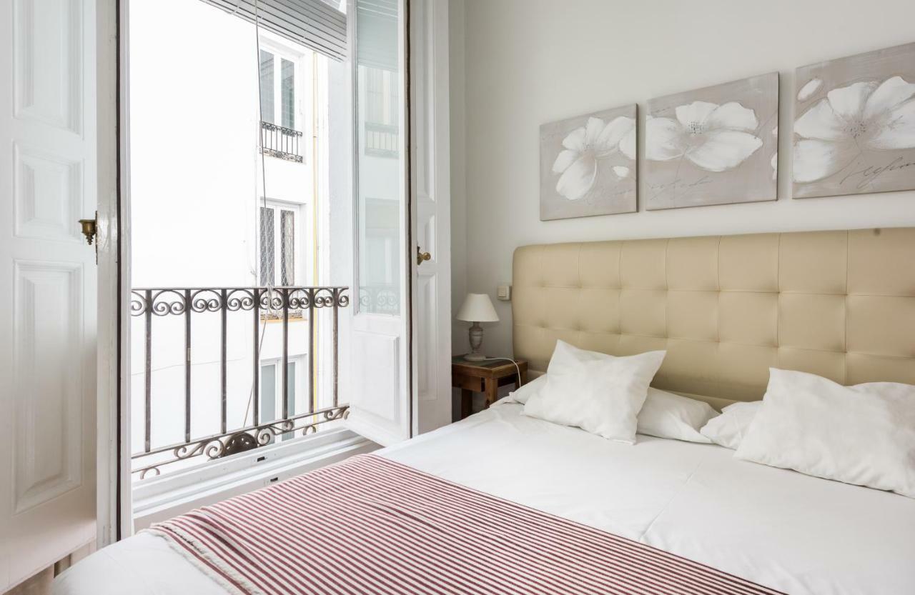 Apartamentos Alcala Madrid Exterior photo