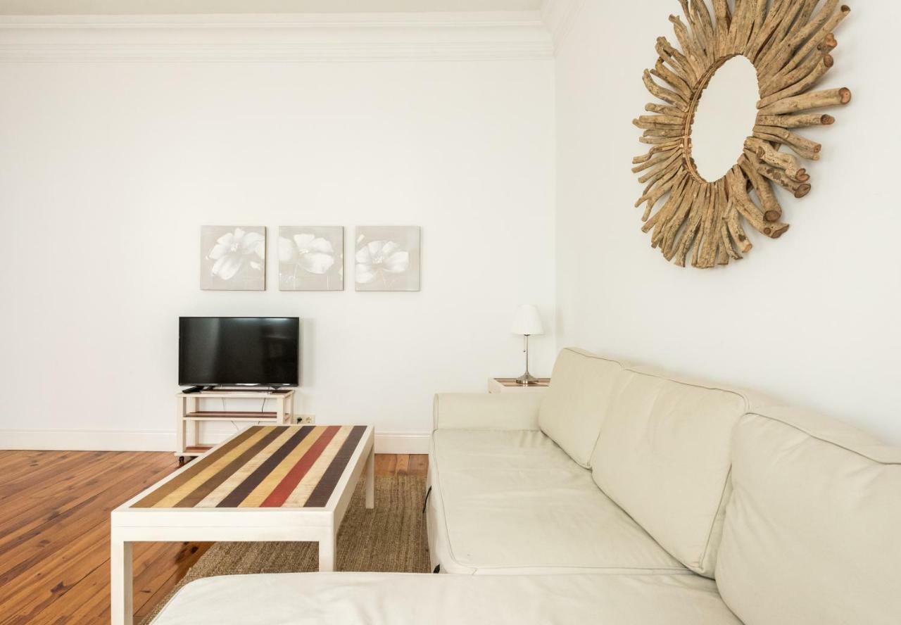 Apartamentos Alcala Madrid Exterior photo